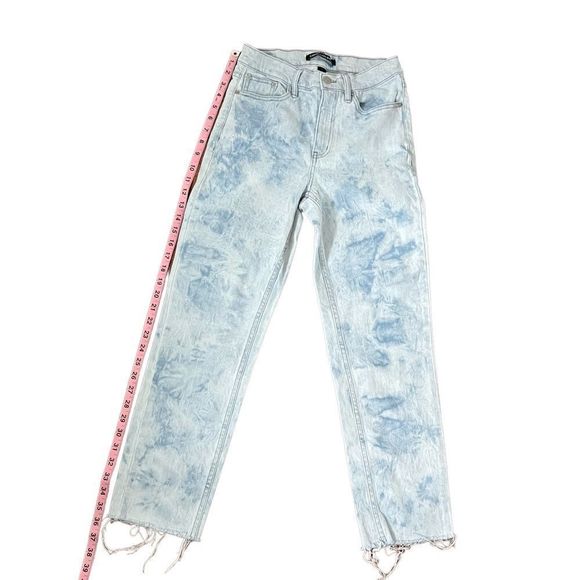 Sold - Picture 4 of 8